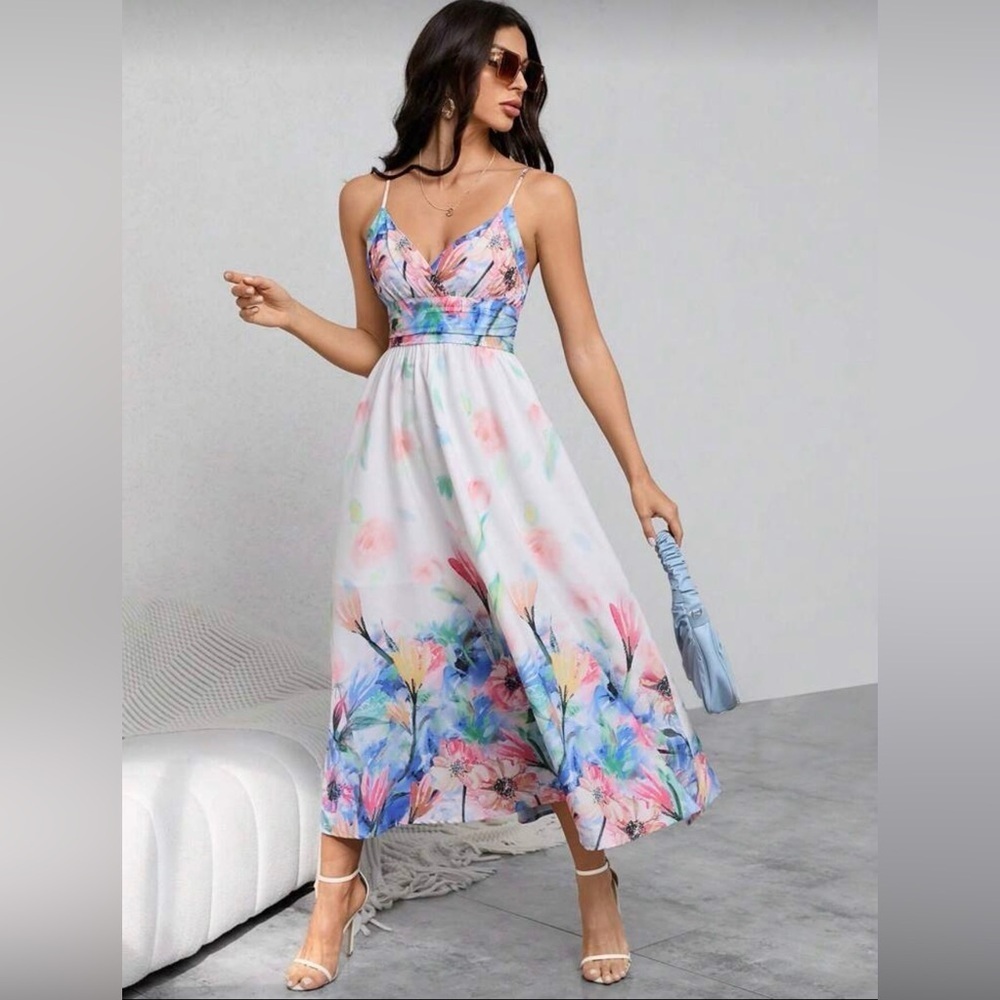 New Chic Multicolor Floral Maxi Dress size S